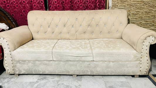  Elegant 7-Seater Sofa Set for Sale – Islamabad 