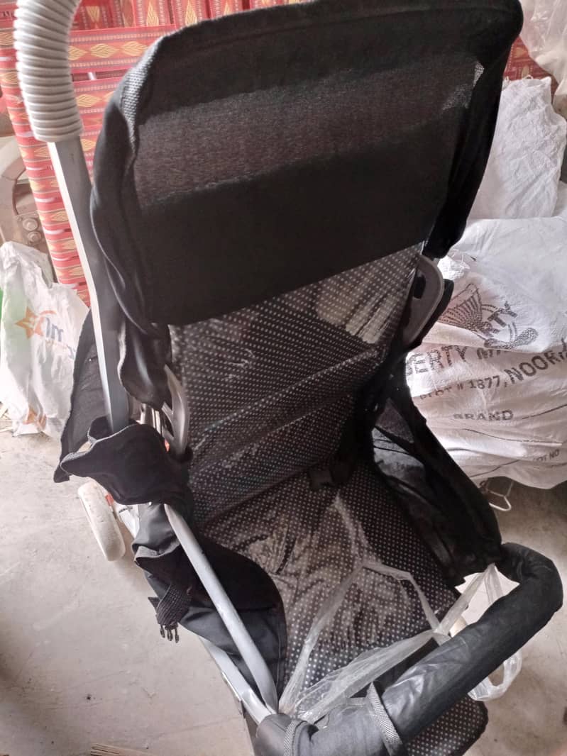 stroller 4