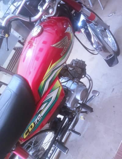 Honda cd 70 argant sale SADIA anjum 0/3/2/3/8/4/1/1/4/1/3 CALL ME