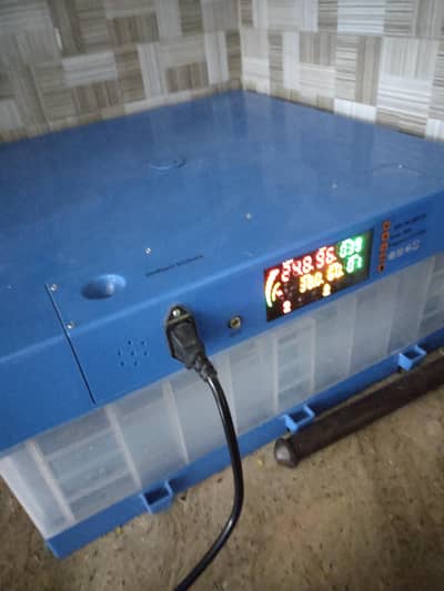 80 egg fully automatic incubator
