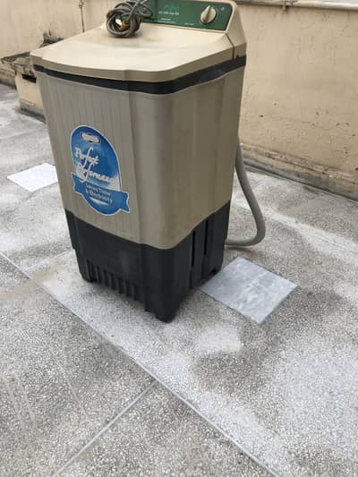 WASHING MACHINE (SPINNER)