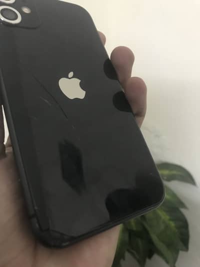 Iphone 11 jv 64gb all okkey warking full okkey  exchange only iphone