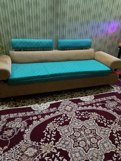 selling sofa set
