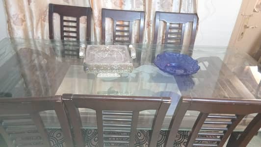 8 chairs wala Dining table wooden