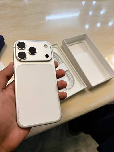 iPhone 17 pro 256 GB JV