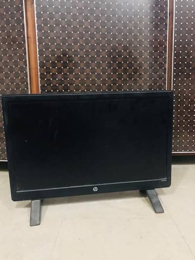 21 inch LCD 10/10 condition