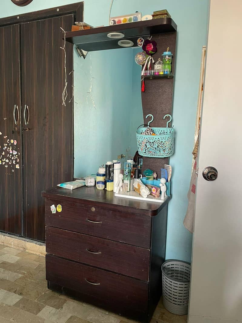Dressing Table 1
