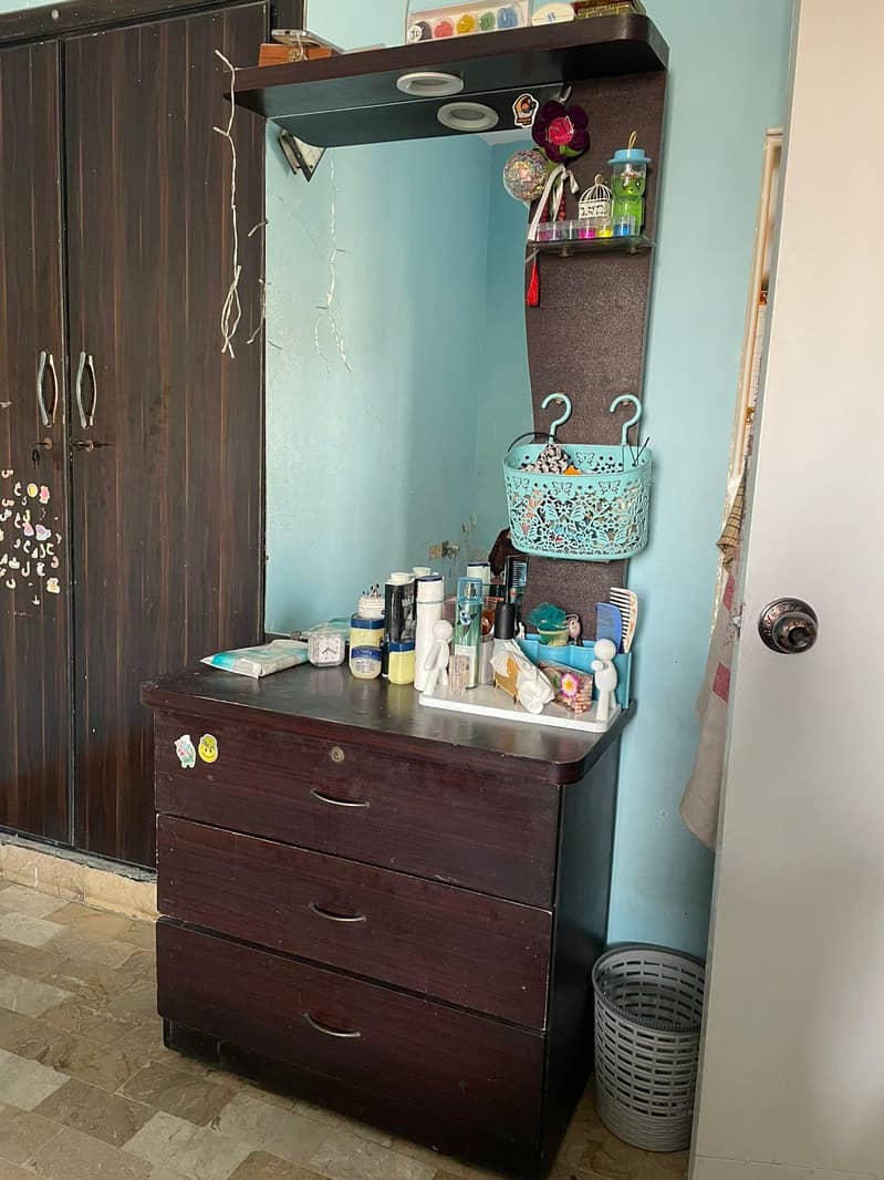 Dressing Table 2