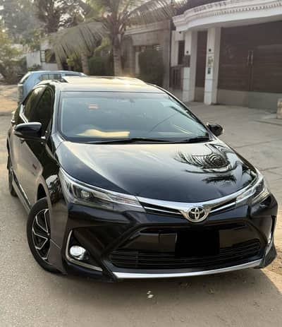 URGENT SALE TOYOTA GRANDE BLACK WITH BLACK NEW RIM MODEL 2023 REG 2023
