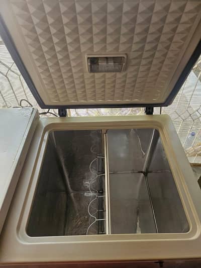 Dawlance Deep Freezer