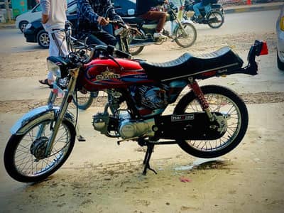 United US 70 – 2025 Model – Mong (AJK) – Excellent Condition