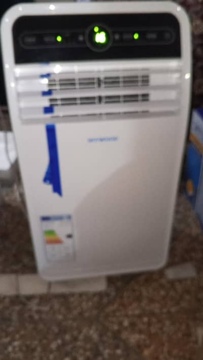 SKYWOOD PORTABLE AC DC INVERTER IMPORTED ENERGY SAVER HEAT AND COOL 1