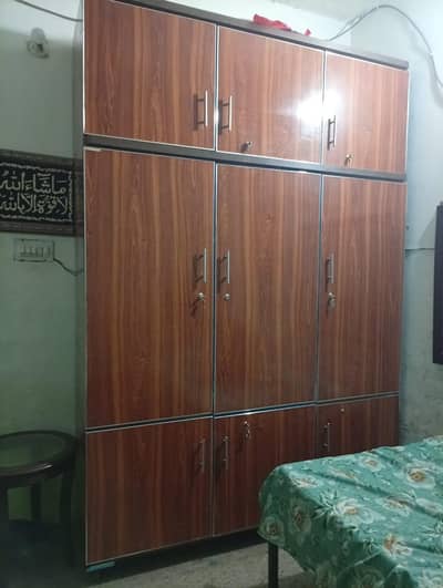 9 door almari brand new 3 step