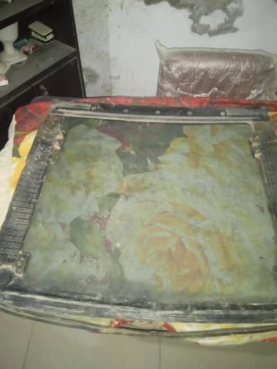 Pajero sunroof only sheesha 92 94 model used but good condition 20.000