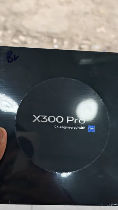 vivo x300 pro 03054787879