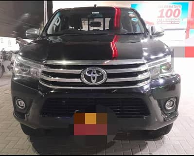 Toyota Hilux Revo V 2.8 Diesel 2019 dual AC Original