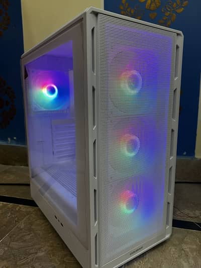 Cougar gaming case with 4 rgb fans
