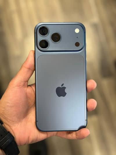 IPHONE 17 PRO MAX - 256GB STORAGE - FACTORY UNLOCKED