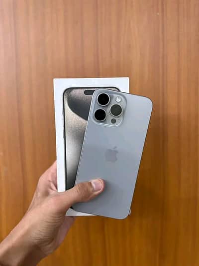 Apple iPhone 15 Pro Max