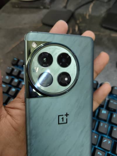 OnePlus 12 PTA 16/512. . .  10/10 condition,not a single scratch & issue