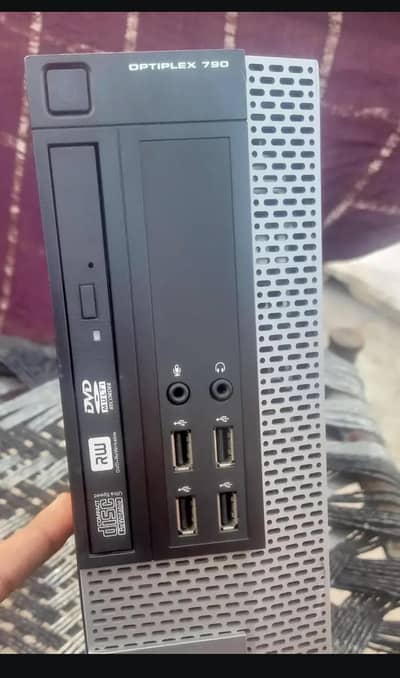 P. C. . i5=2500. . CPU. . 12GB Ram. 500GB Rom