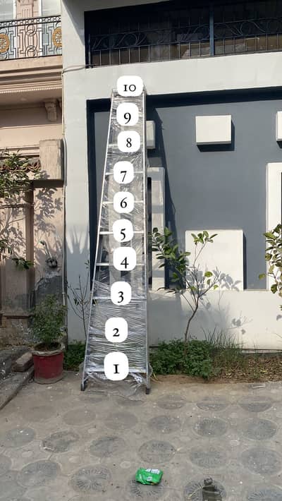 iron step ladder Iron stair Heavy material like new