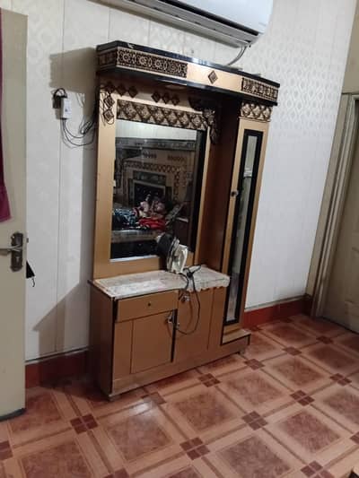 bed sideyable dressingtable