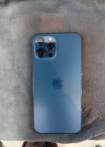 I phone  12PROMAX jv