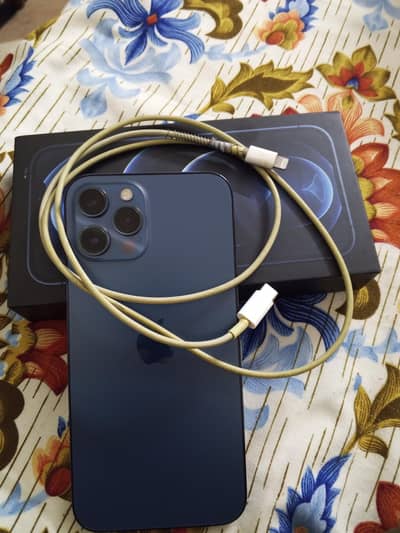 12 pro max 256 Gb 10/10 lush Condition