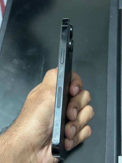 14 pro max urgent sale 03194701025