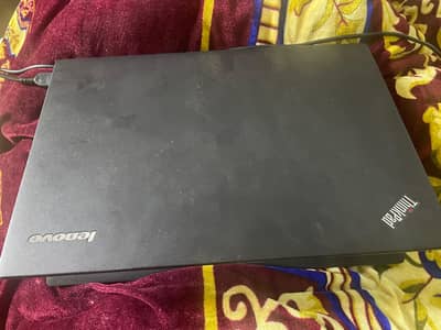 urgent sale loptop 8gb 300gb