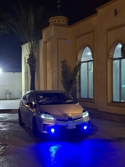PRIUS 1.8 (S-LED)