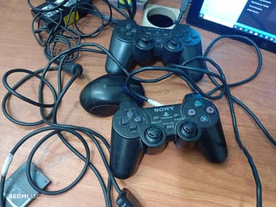 ps 2 with 2 controler