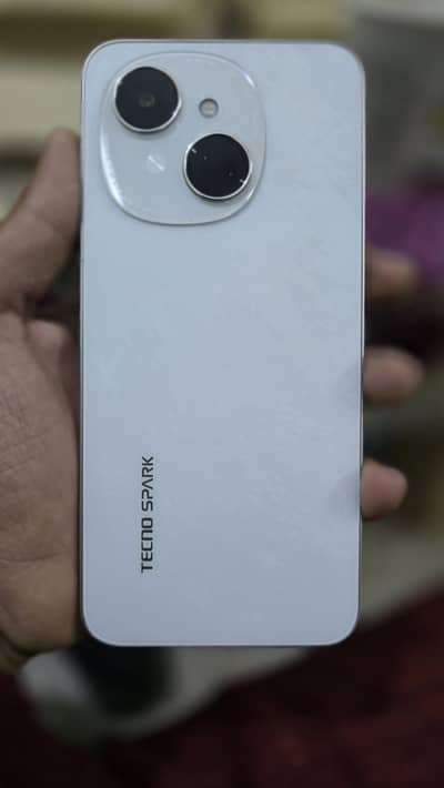 Tecno spark Go 1