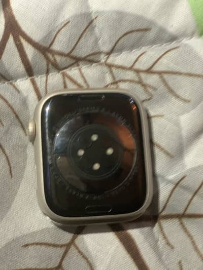 Apple watch series 8 45mm (icloud locked)