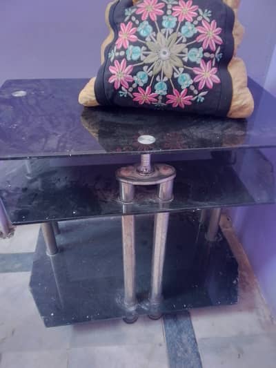 Condition 6month old table demand 4000 only