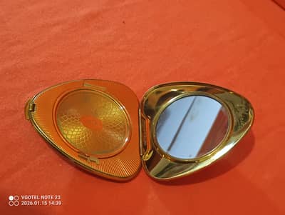 Compact Mirror
