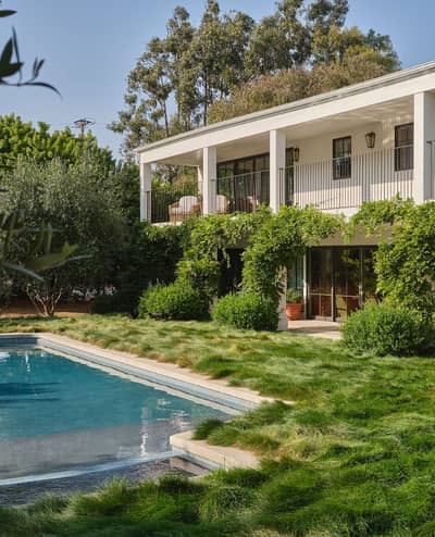 3000 Yards Commercial Bungalow For Office Used For Rent Having A Big Lawn And Garage For 15 Cars Located Near Karsaz And Tipu Sultan Road Only Suitable For Big Corporations Looking To Establish Their Office In Centrally Located And Prestigious Locality