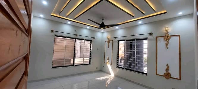 6 Marla Uper Portion Available For Rent