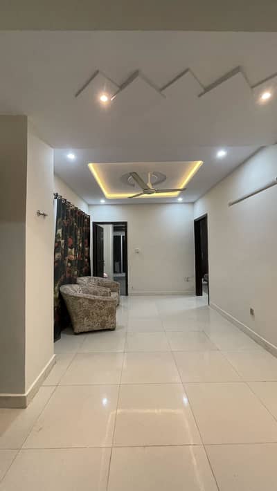 2 bed apartment in e11/2