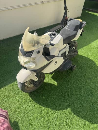 Kids Sports Bike – Racing Style – Excellent Condition