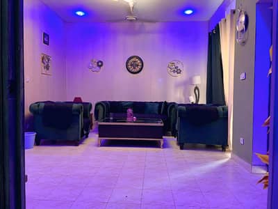 Luxury apartments daily weakly basis bahria town phase 8