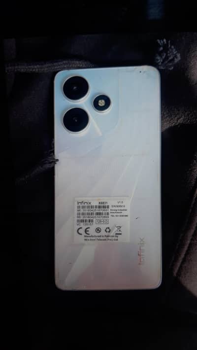 Infinix hot 30 Box with mobile only no charger condition 10 by 8