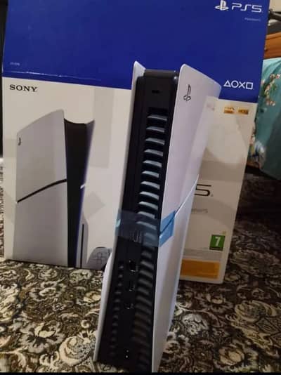 Sony PlayStation PS5 slim 1TB Disk edition with 2 controler full box