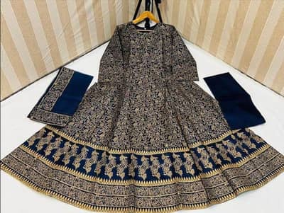 3Pcs Women's Stitched Katan Silk Steam Printed suit