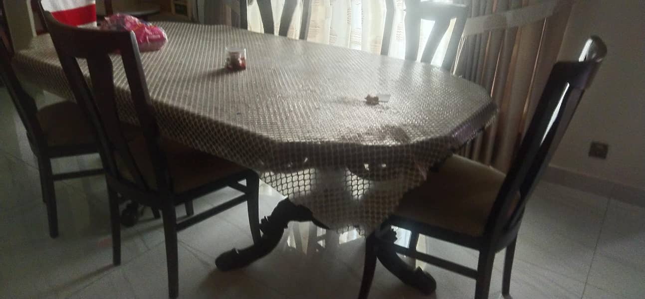 Dining table with 6 chairs 2