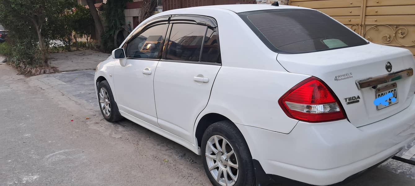 nissan tiida 2007 and registered 2012 - Cars - 1111325366