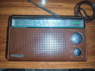 Panasonic RF562 Radio