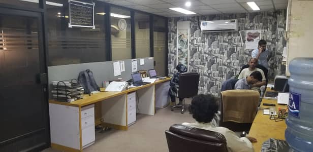 Semi furnished office for rent 720sqft in shahar e Faisal.