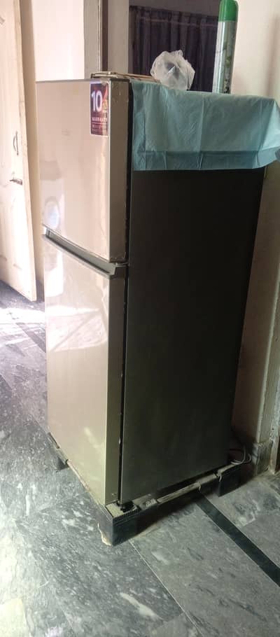 Haier Fridge small size in v good condishion with 3 year werenty card